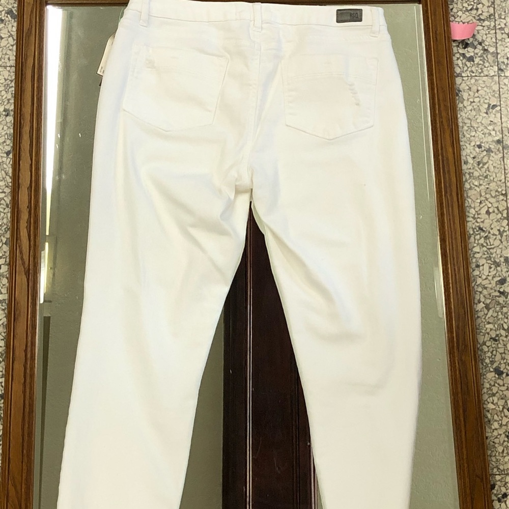 Jeans - Picture 3 of 4